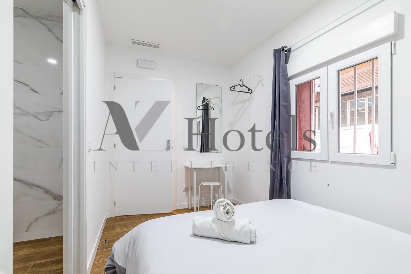 Ayz Luis Cabrera-Auto Check-In Property Madrid Exterior photo